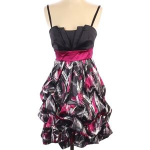 ♻️⚡️Pink and Black party dress - Iz Byer